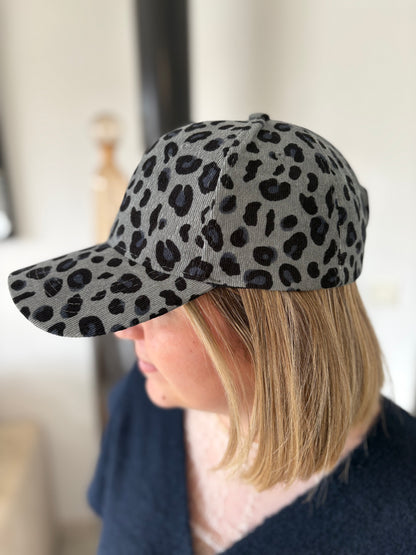 Casquette motif léopard