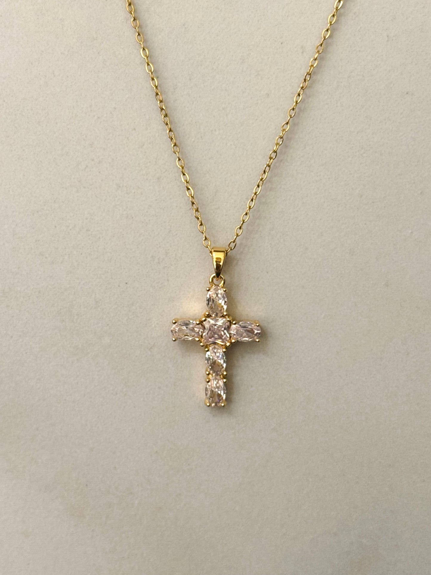 Collier croix