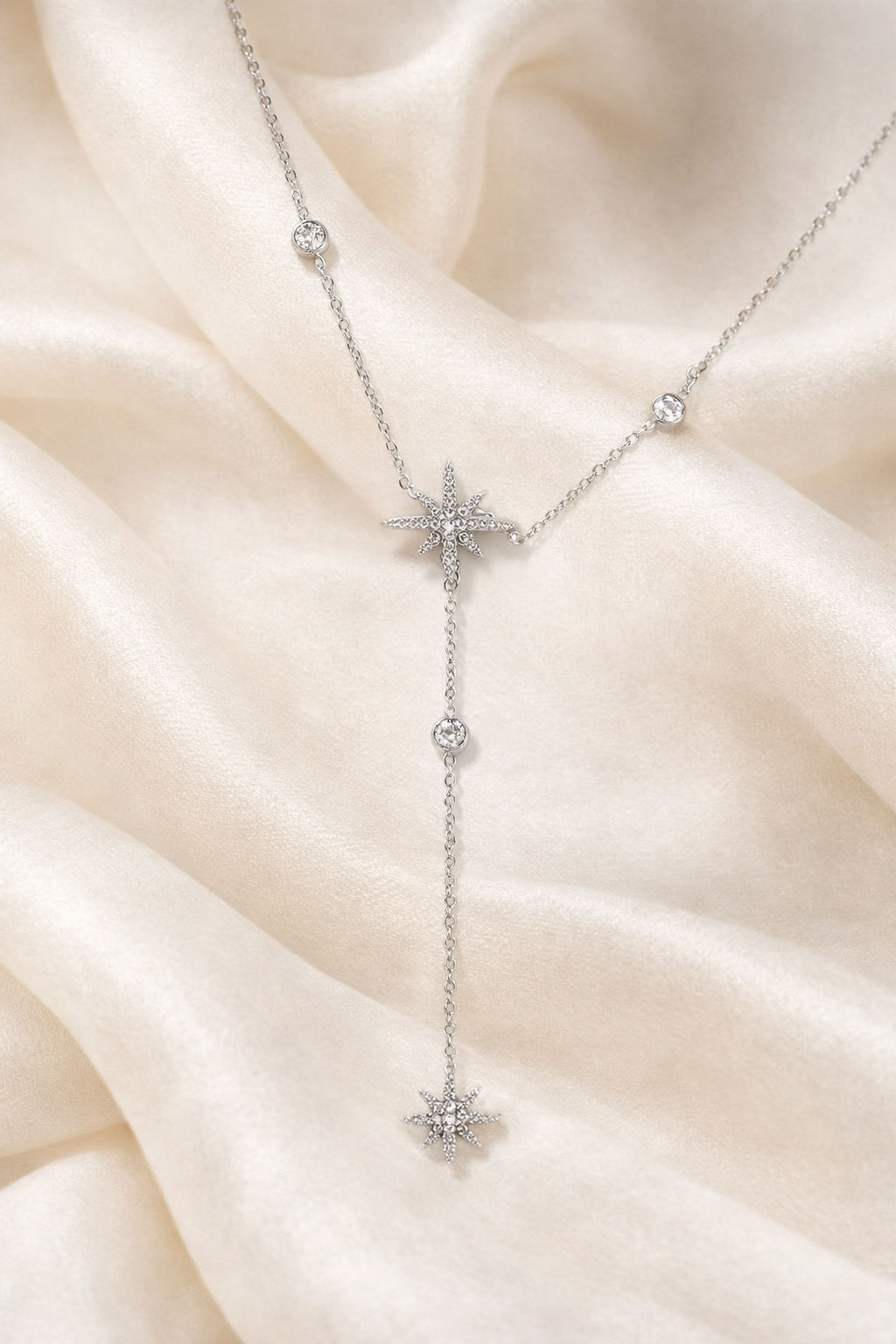 Collier Y